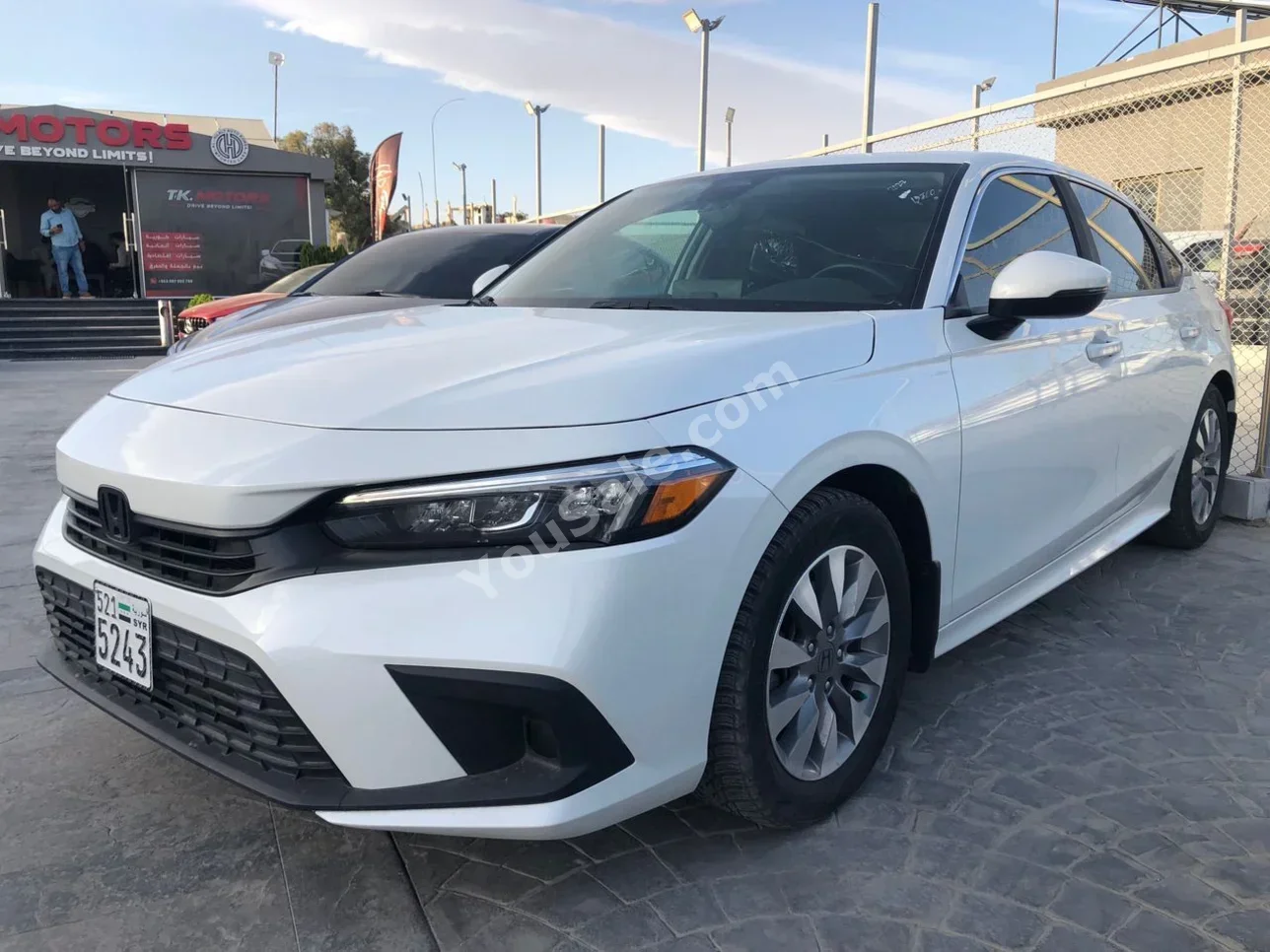 Honda Civic 2022 Automatic 207,000 km 4 Cylinder FWD Sedan White Gasoline