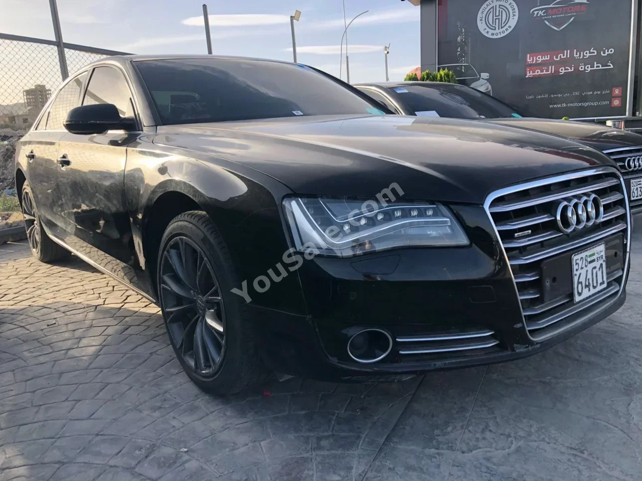 Audi A8 2012 Automatic 253,000 km 6 Cylinder RWD Sedan Black Gasoline