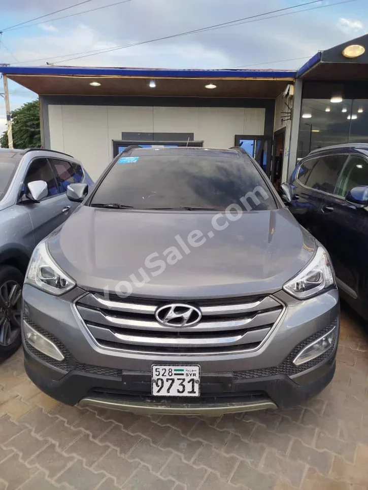 Hyundai Santa Fe 2014 Automatic 120,000 km 4 Cylinder FWD SUV Dark Gray Diesel