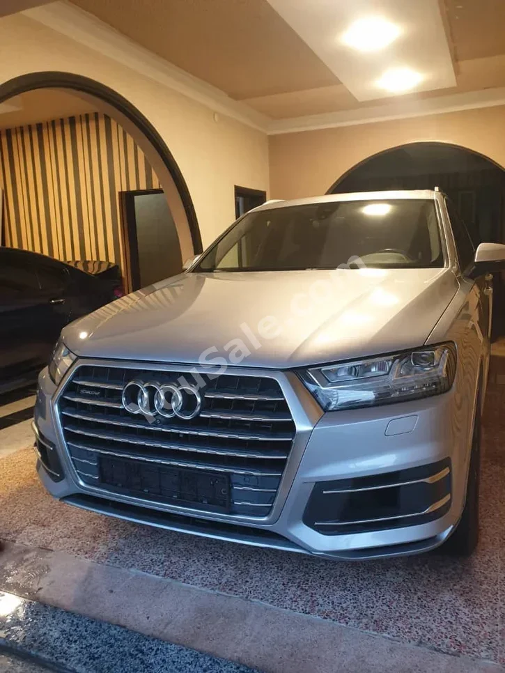 Audi Q7 2019 Automatic 180,000 km 6 Cylinder 4WD SUV Silver Gasoline