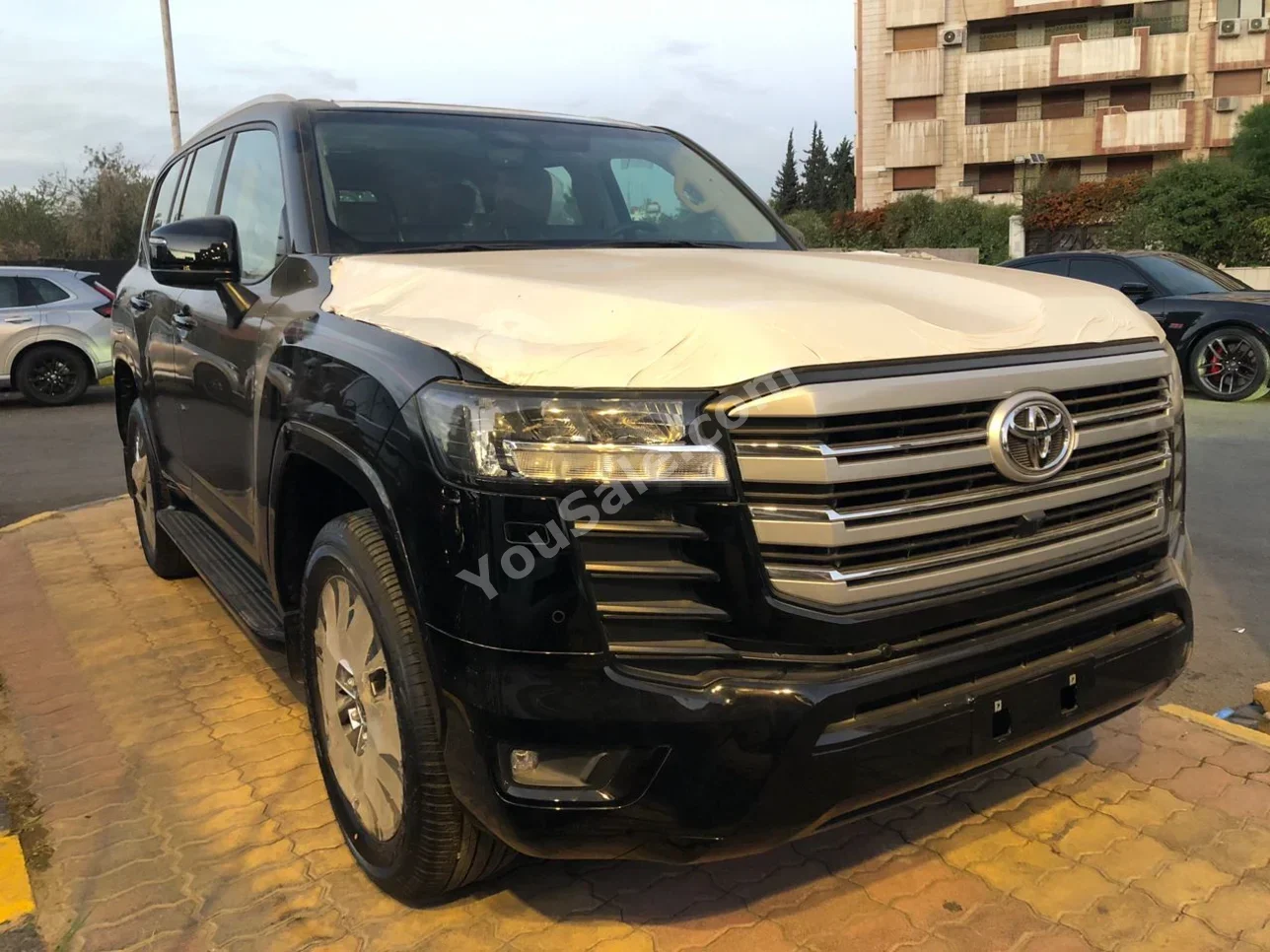 Toyota Land Cruiser GXR 2025 Automatic 0 km 8 Cylinder AWD SUV Black Gasoline
