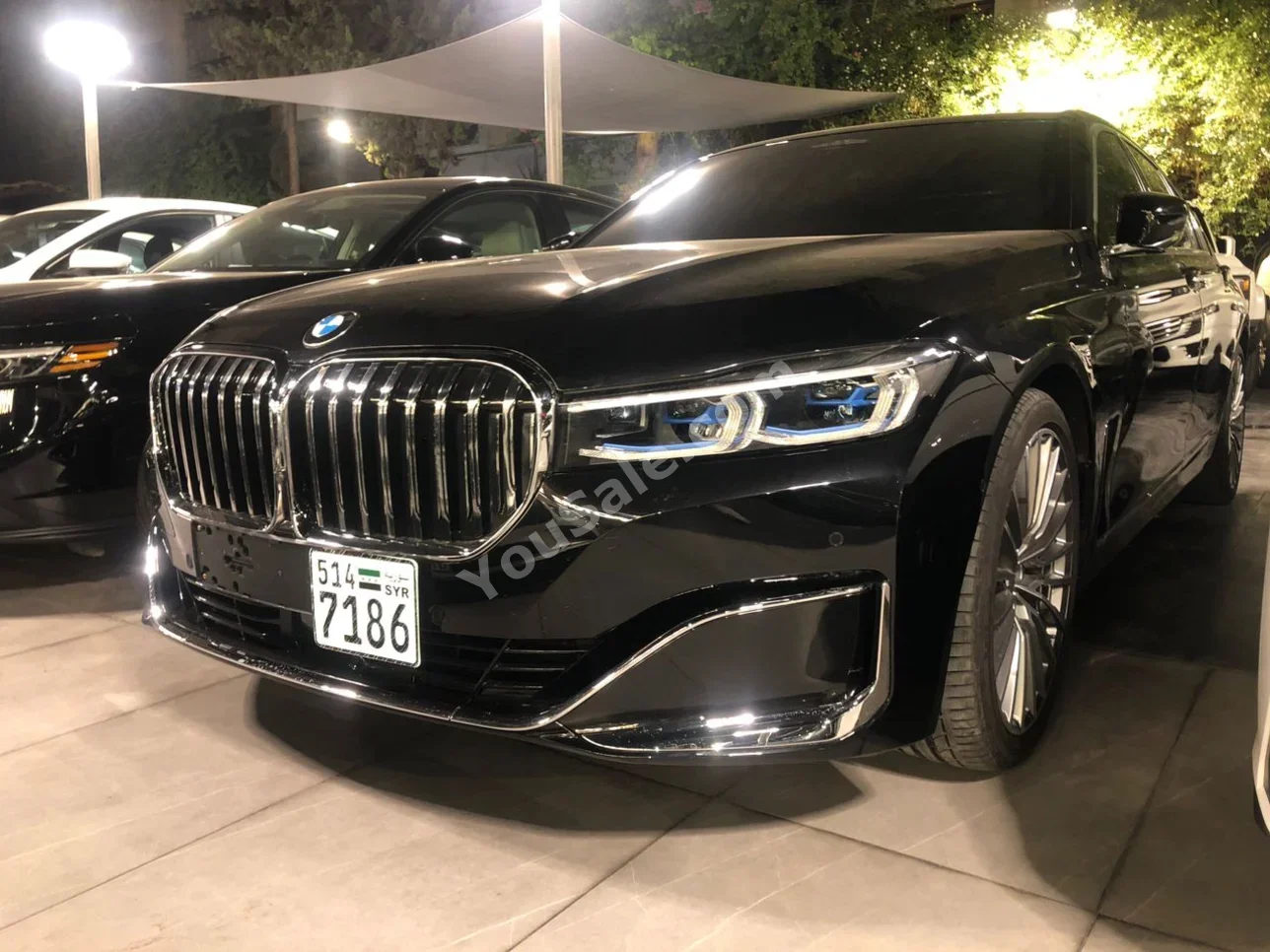 BMW 7-Series 740 2022 Automatic 20,000 km 6 Cylinder RWD Sedan Black Gasoline