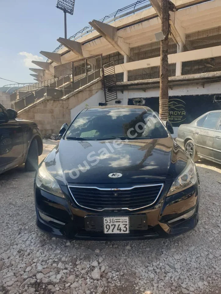 Kia K7 2011 Automatic 140,000 km 4 Cylinder FWD Sedan Black Gasoline