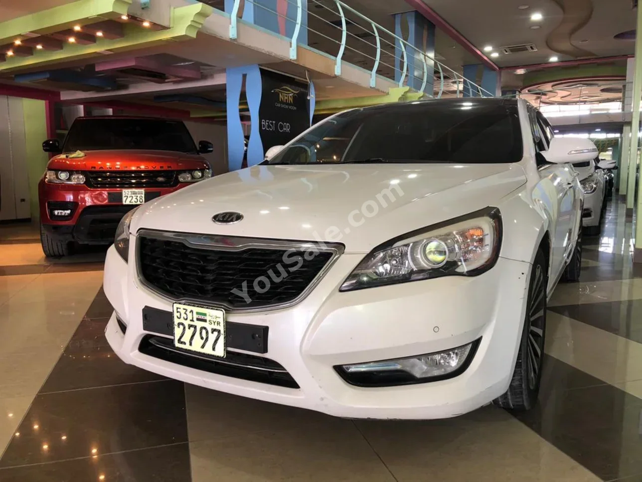 Kia  K7  2012  Automatic  270,000 km  4 Cylinder  FWD  Sedan  White  Gasoline