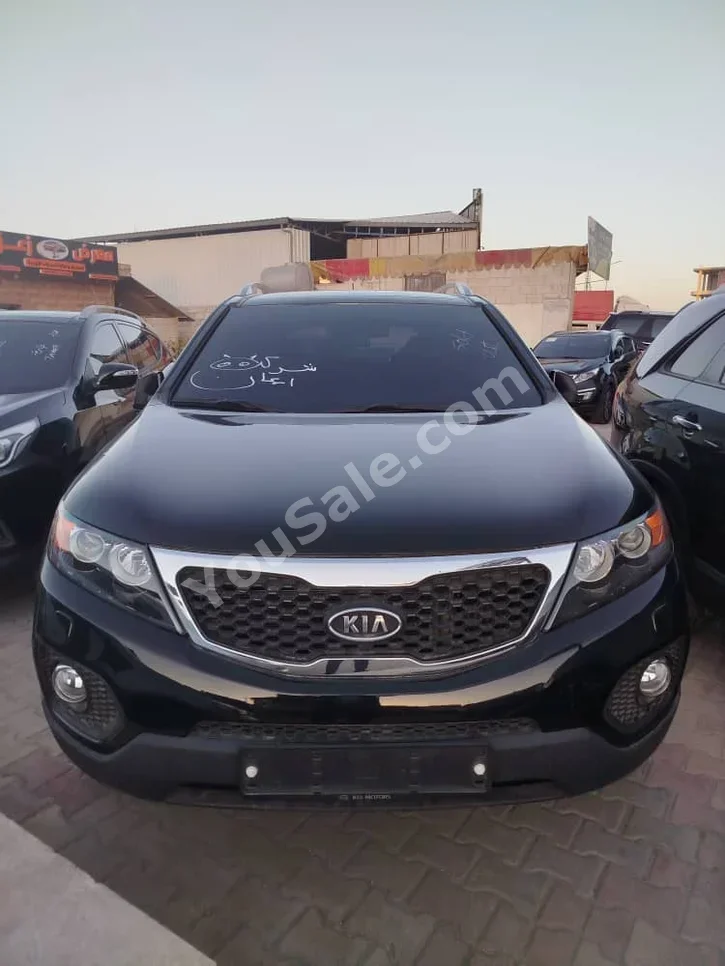Kia Sorento 2012 Automatic 100,000 km 4 Cylinder FWD SUV Black Diesel