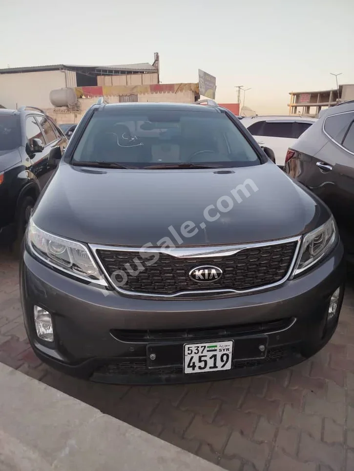 Kia  Sorento  2014  Automatic  110,000 km  4 Cylinder  FWD  SUV  Gray  Diesel