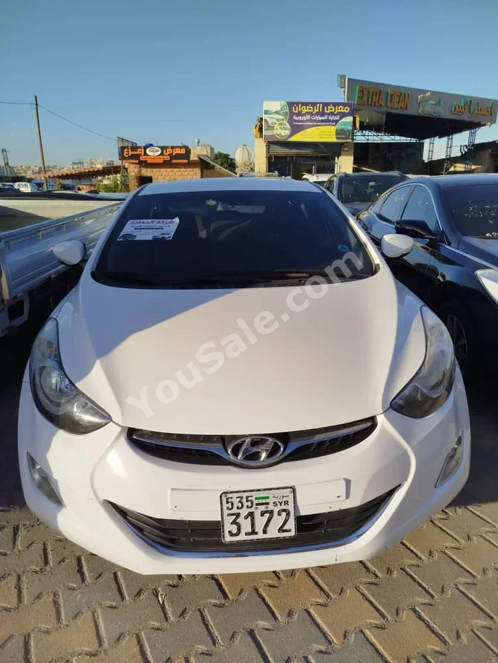 Hyundai  Avante  2014  Automatic  200,000 km  4 Cylinder  FWD  Sedan  White  Gasoline