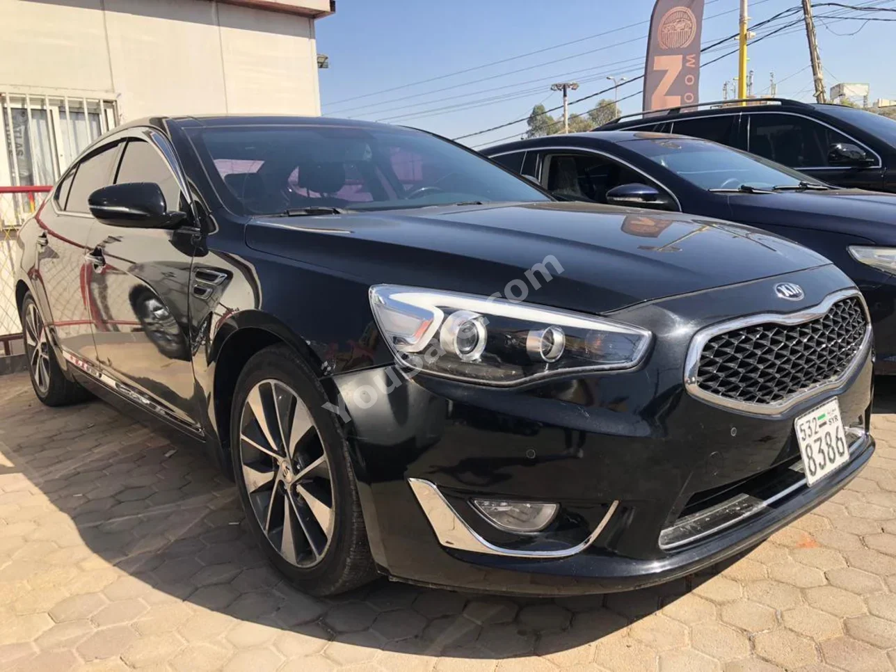 Kia  K7  2014  Automatic  180,000 km  4 Cylinder  FWD  Sedan  Black  Gasoline