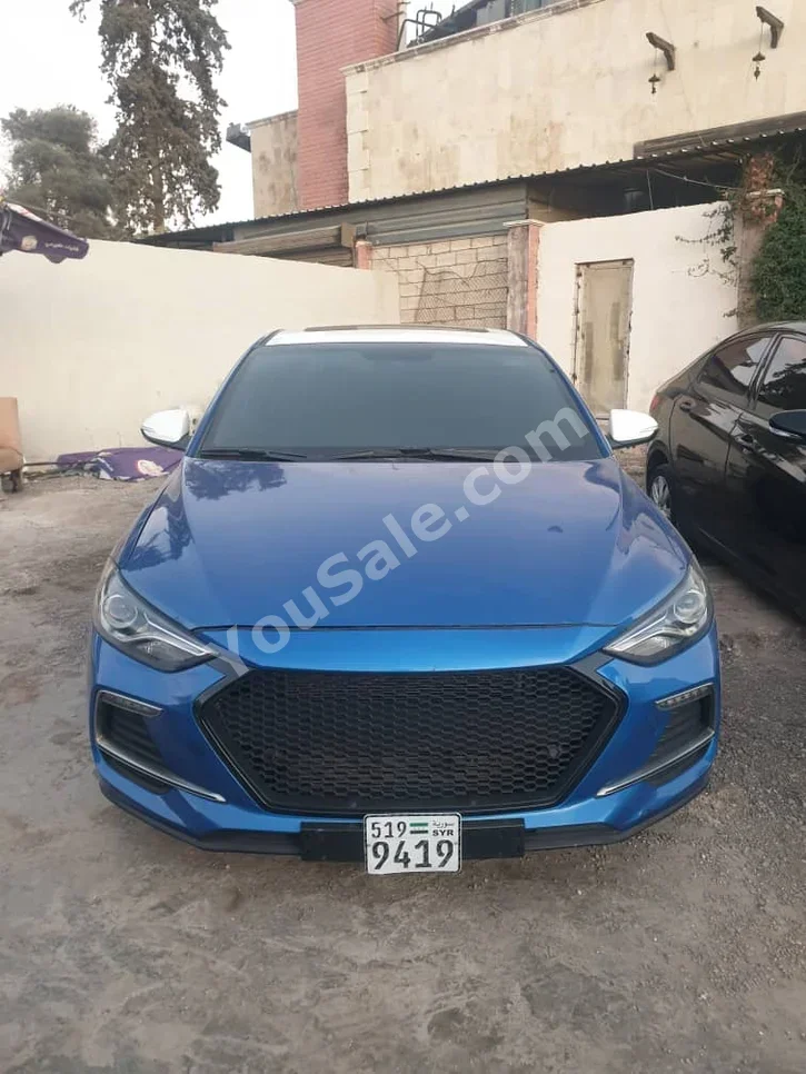 Hyundai Avante 2017 Automatic 88,000 km 4 Cylinder FWD Sedan Blue Gasoline