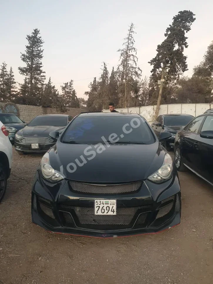 Hyundai Elantra 2012 Automatic 124,000 km 4 Cylinder FWD Sedan Black Gasoline