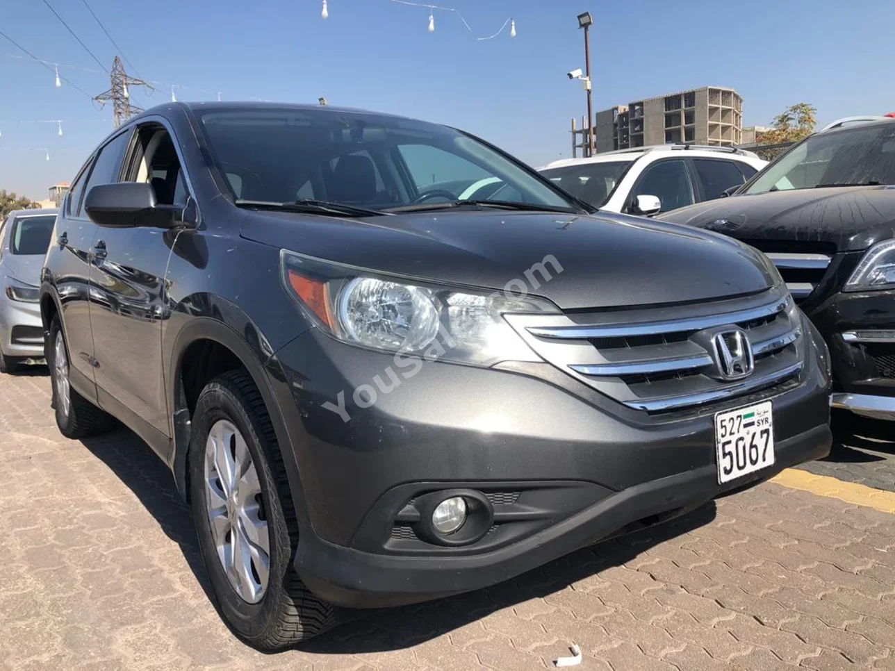 Honda  CRV  2013  Automatic  166,000 km  4 Cylinder  AWD  SUV  Gray  Gasoline