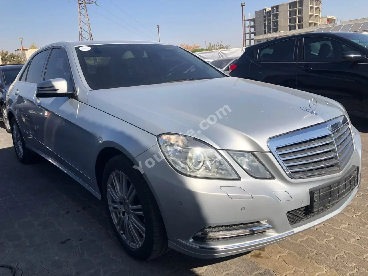 Mercedes-Benz  E-Class  350  2016  Automatic  89,000 km  4 Cylinder  4WD  Sedan  Silver  Gasoline