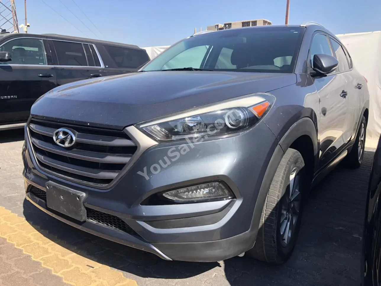 Hyundai Tucson 2016 Automatic 170,000 km 6 Cylinder AWD SUV Dark Gray Gasoline