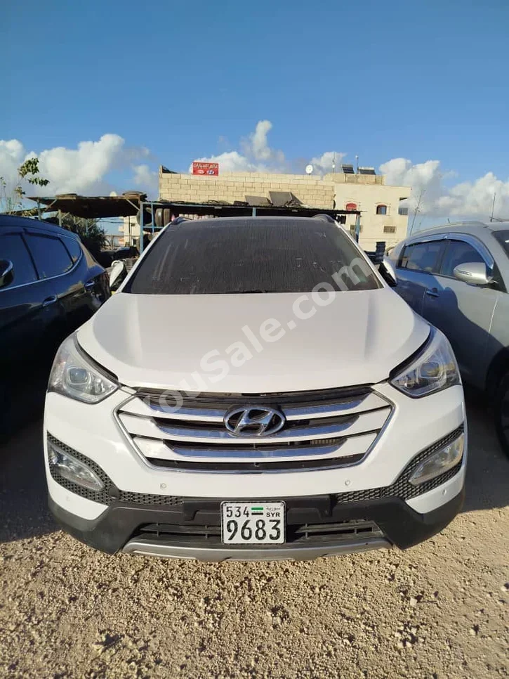 Hyundai Santa Fe 2013 Automatic 160,000 km 4 Cylinder FWD SUV White Diesel
