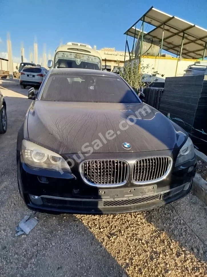 BMW 7-Series 750 Li 2011 Automatic 200,000 km 8 Cylinder 4WD Sedan Black Gasoline