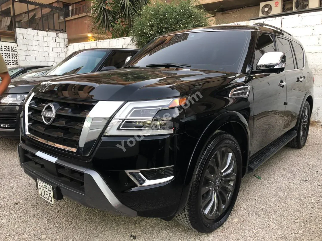 Nissan Armada Platinum 2024 Automatic 2,500 km 8 Cylinder 4WD SUV Black Gasoline