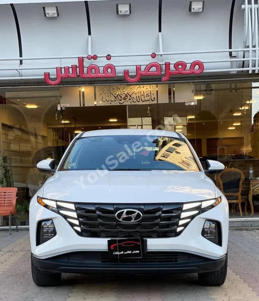 Hyundai  Tucson  2024  Automatic  18,000 km  4 Cylinder  FWD  SUV  White  Gasoline