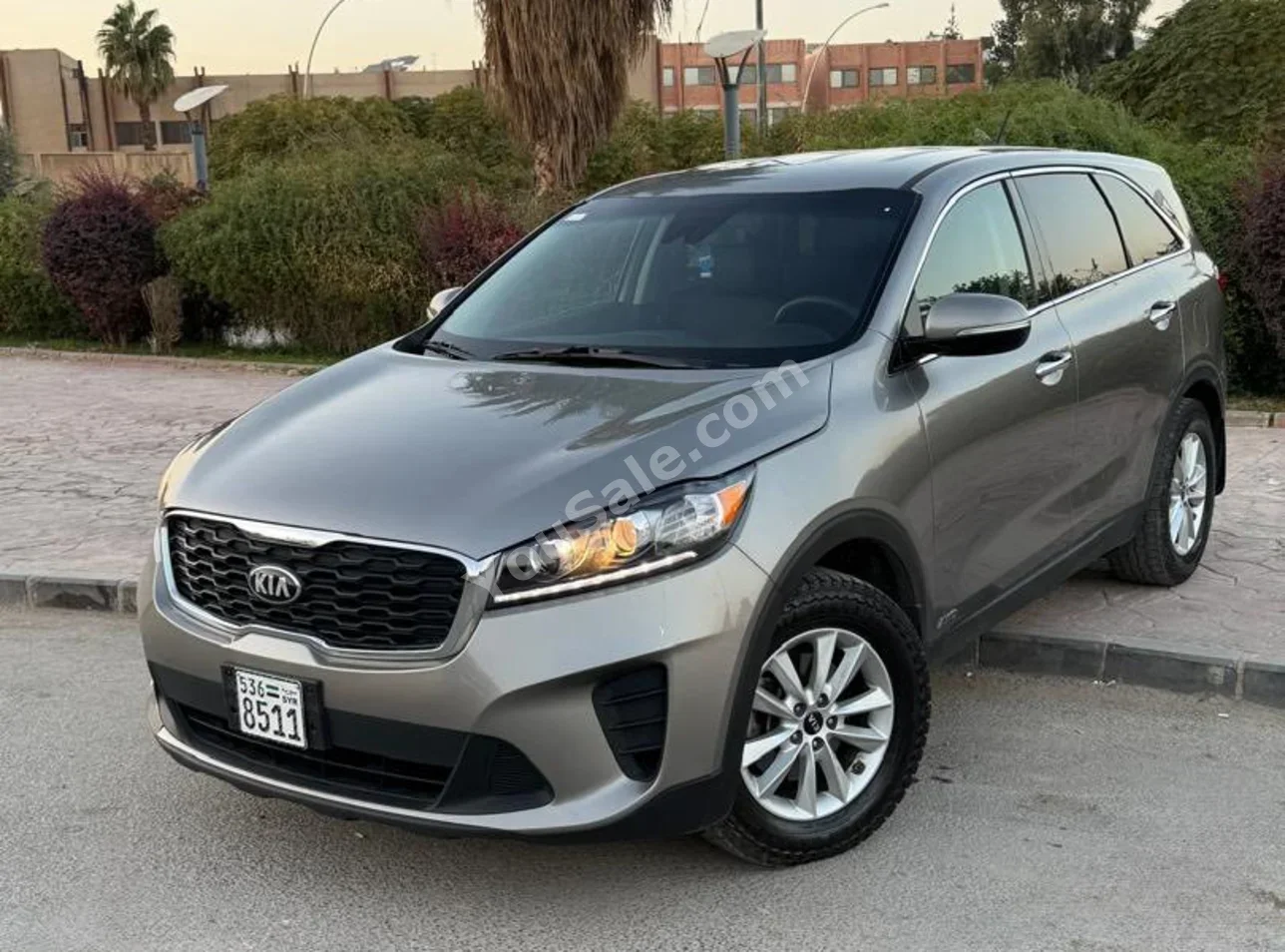 Kia Sorento 2019 Automatic 225,000 km 4 Cylinder AWD SUV Gray Gasoline