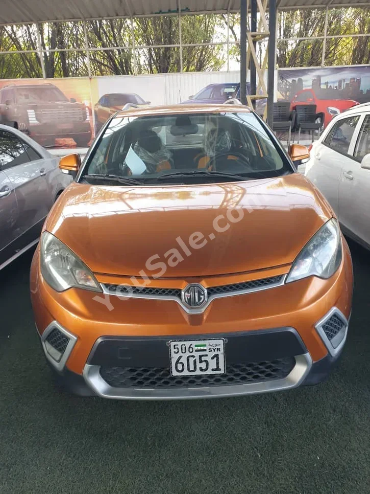 ام جي 3 2013 اتوماتيك 166,000 كم 4 سلندر دفع أمامي هاتشباك برتقالي بنزين