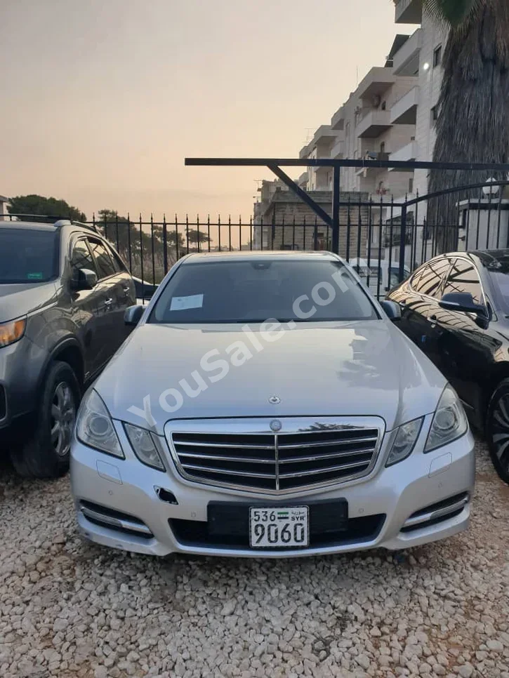 Mercedes-Benz E-Class 220 2011 Automatic 216,000 km 4 Cylinder RWD Sedan Silver Diesel