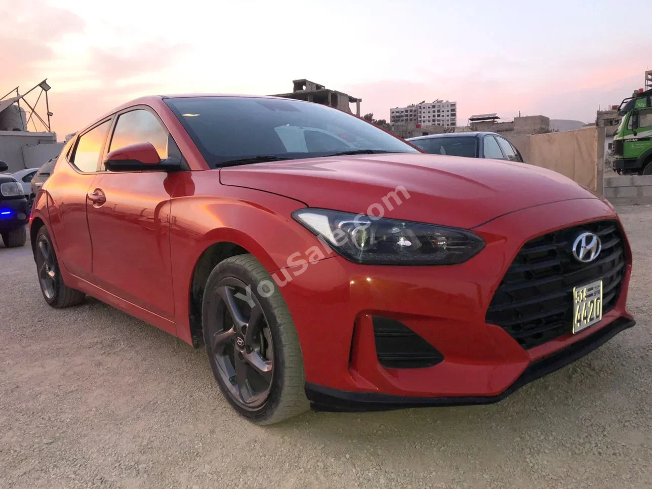 Hyundai Veloster 2020 Automatic 112,000 km 4 Cylinder FWD Coupe / Sport Orange Gasoline