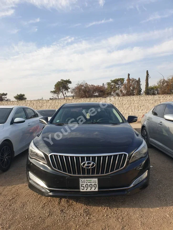 Hyundai Aslan G330 2015 Automatic 138,000 km 6 Cylinder FWD Sedan Black Gasoline