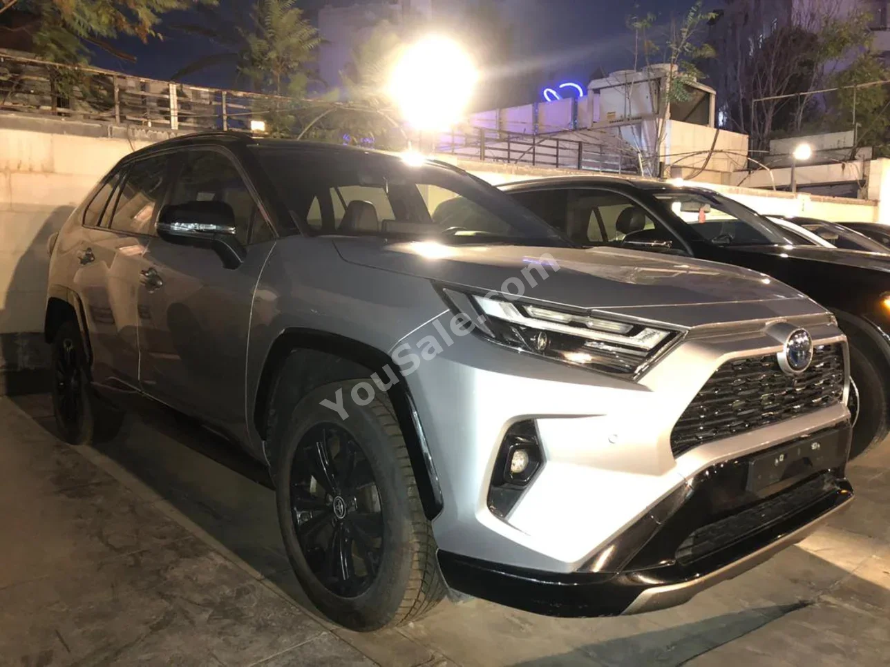 Toyota  Rav 4  2025  Automatic  63,000 km  4 Cylinder  AWD  SUV  Silver  Gasoline