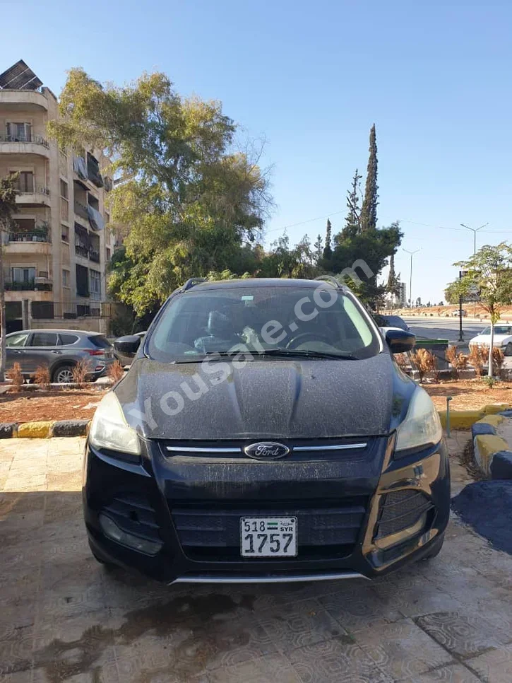 Ford  Escape  2014  Automatic  85,000 km  4 Cylinder  FWD  SUV  Black  Gasoline