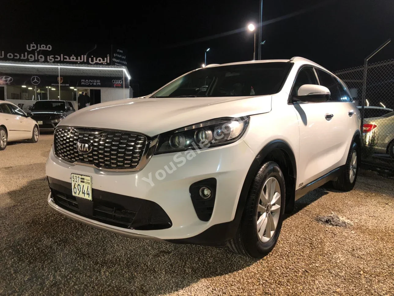 Kia  Sorento  2019  Automatic  167,000 km  4 Cylinder  AWD  SUV  White  Gasoline