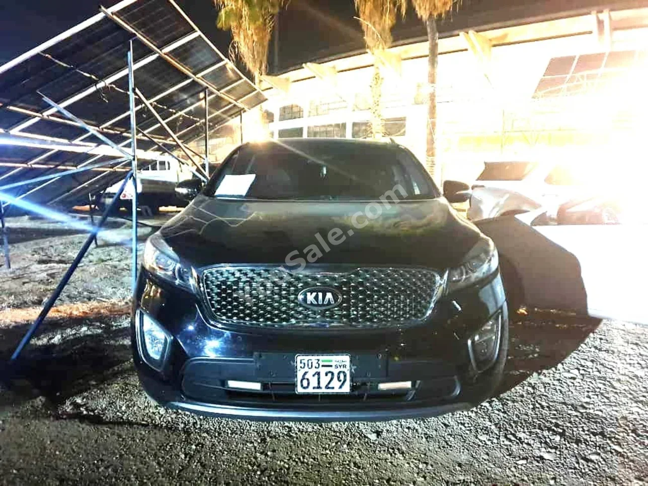 Kia Sorento 2015 Automatic 136,000 km 4 Cylinder FWD SUV Black Diesel