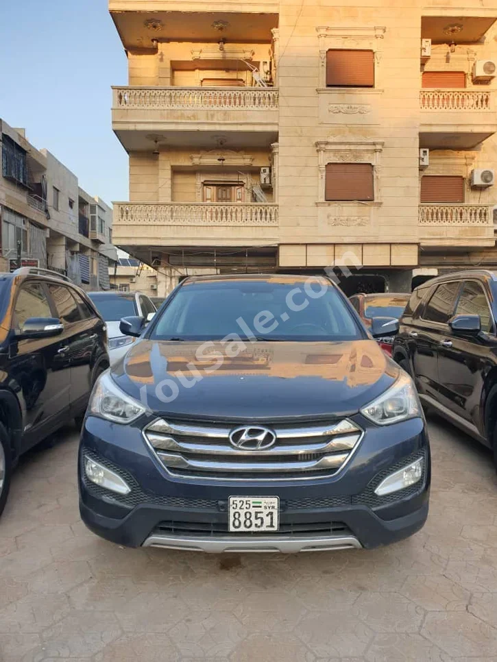 Hyundai Santa Fe 2014 Automatic 120,000 km 4 Cylinder 4WD SUV Dark Blue Diesel