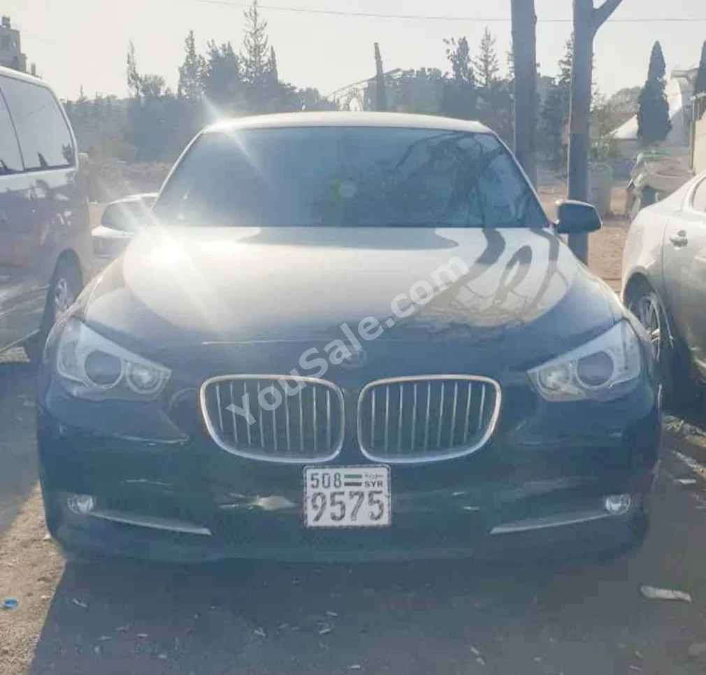 بي ام دبليو الفئة - الخامسة 535i GT 2012 اتوماتيك 277,000 كم 6 سلندر دفع خلفي سيدان أسود ديزل