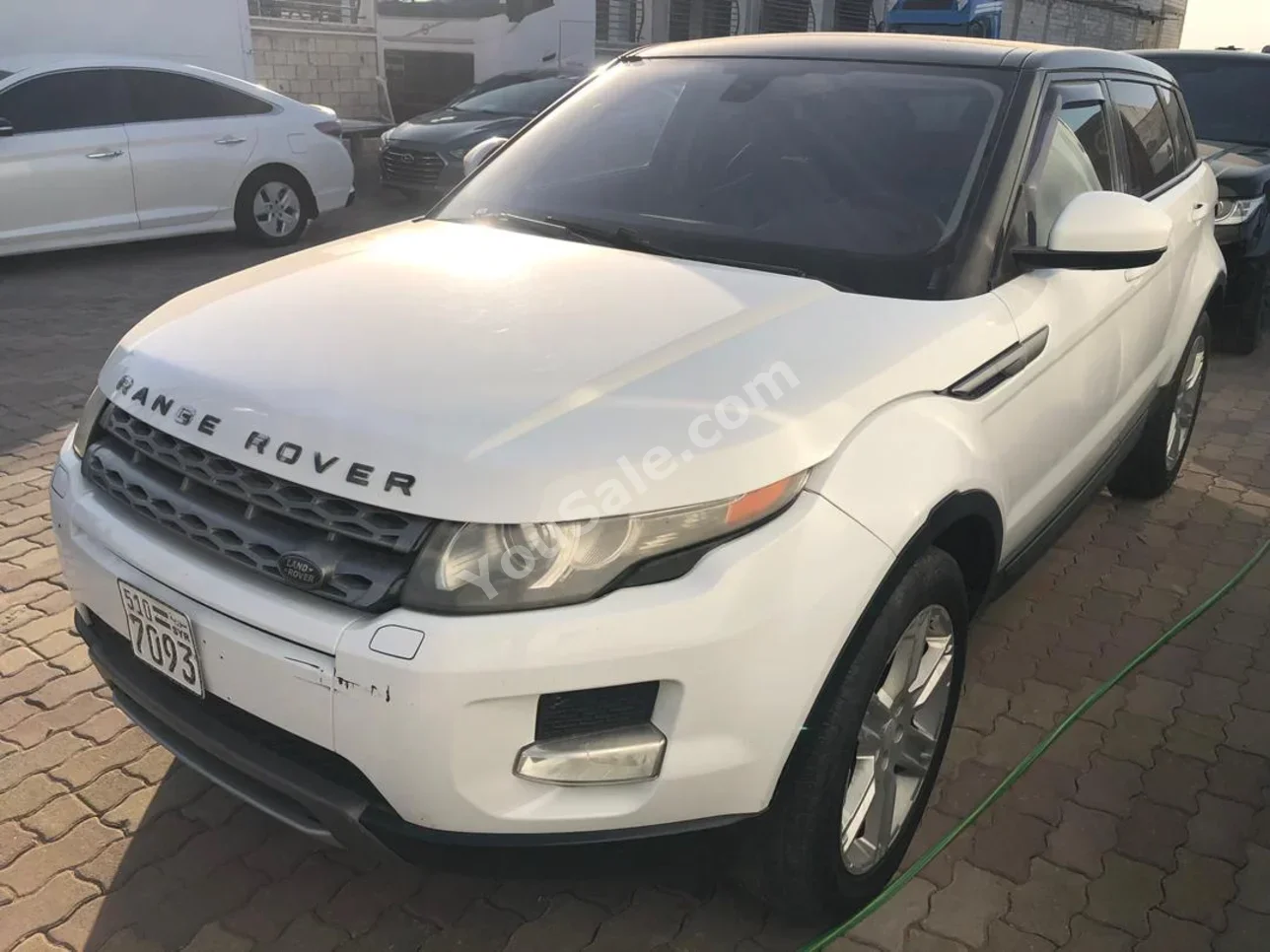 Land Rover Range Rover Vogue 2015 Automatic 166,000 km 6 Cylinder 4WD SUV White Gasoline