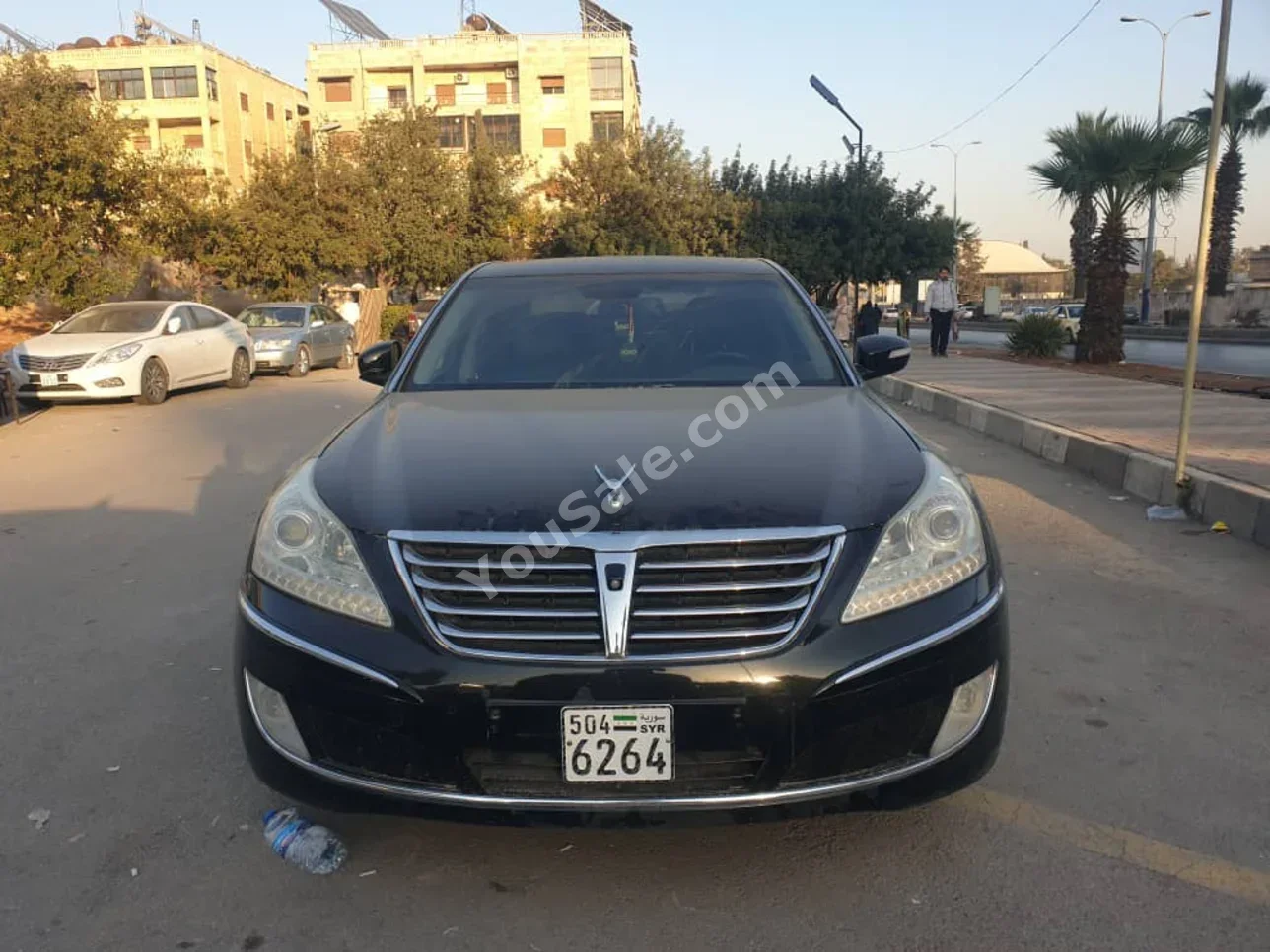 Hyundai Equus VS 460 2010 Automatic 175,000 km 6 Cylinder RWD Sedan Black Gasoline