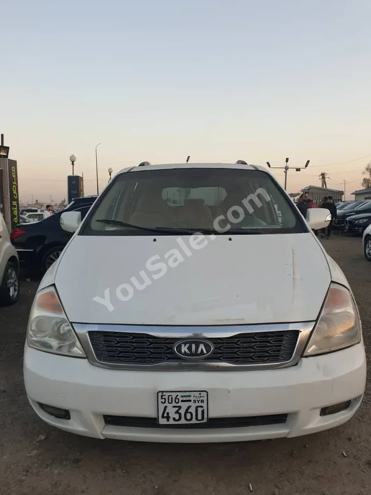 Kia  Carnival  2012  Automatic  144,000 km  4 Cylinder  FWD  Van / Bus  White  Gasoline