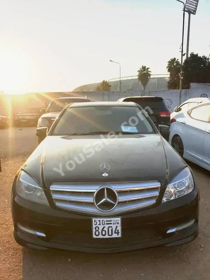 Mercedes-Benz  C-Class  300  2011  Automatic  82,000 km  6 Cylinder  4WD  Sedan  Black  Gasoline