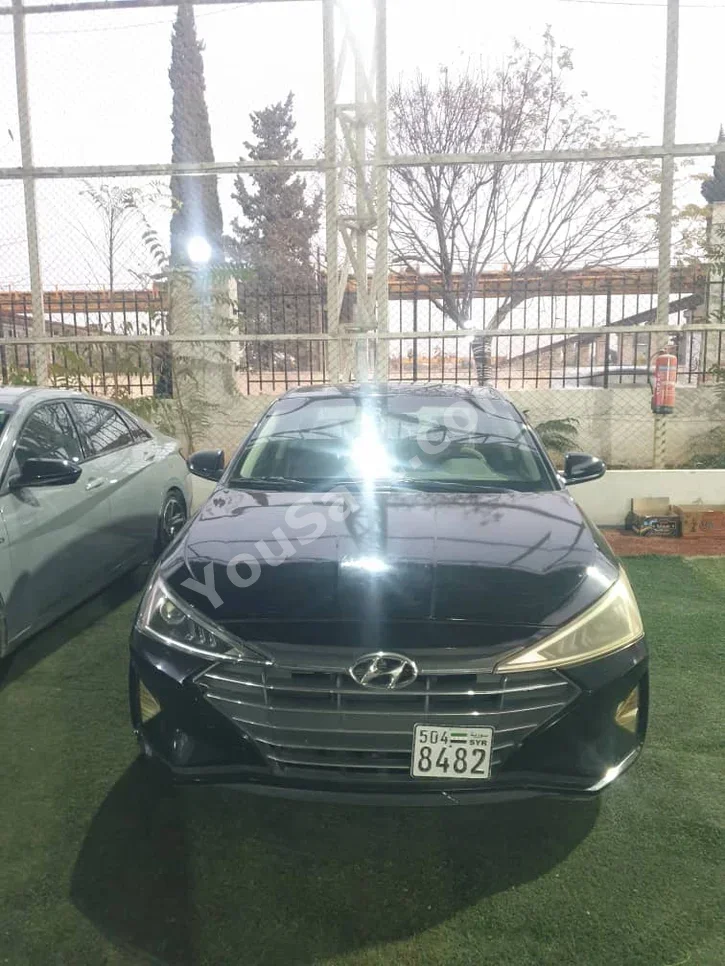 Hyundai  Elantra  2019  Automatic  98,000 km  4 Cylinder  FWD  Sedan  Black  Gasoline