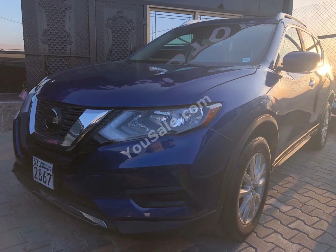 Nissan  Rogue  2017  Automatic  214,000 km  4 Cylinder  AWD  SUV  Blue  Gasoline