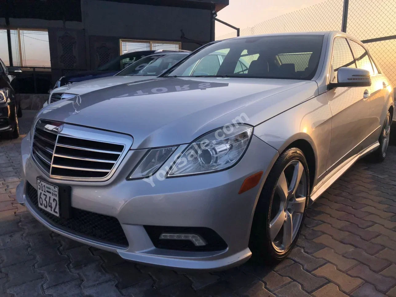 Mercedes-Benz E-Class 350 2011 Automatic 288,000 km 4 Cylinder 4WD Sedan Silver Gasoline