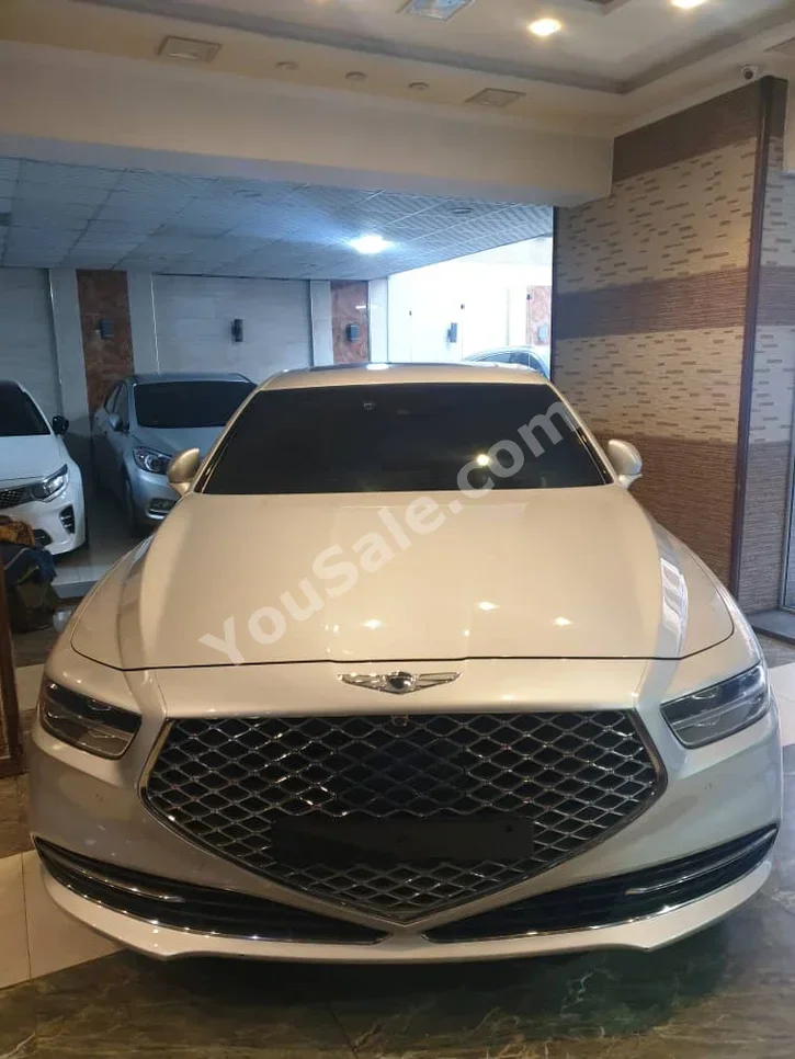 جينيسيس جي 90 2019 اتوماتيك 51,000 كم 4 سلندر دفع خلفي سيدان فضي بنزين