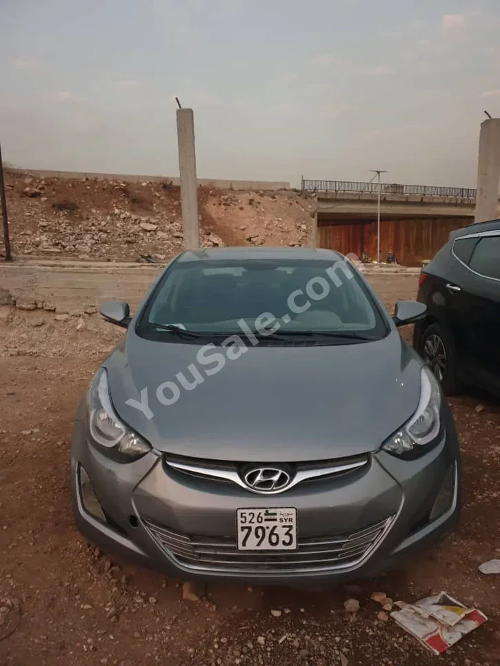 Hyundai Elantra 2016 Manual 150,000 km 4 Cylinder FWD Sedan Gray Gasoline