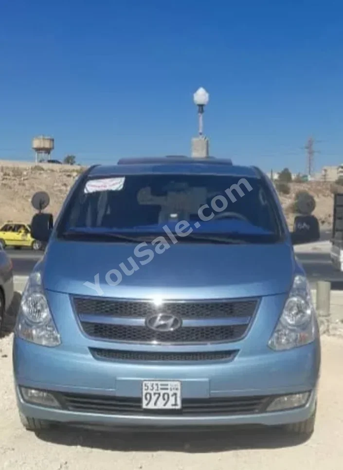 Hyundai  Van H1  2012  Automatic  204,000 km  4 Cylinder  RWD  Van / Bus  Sky Blue  Diesel