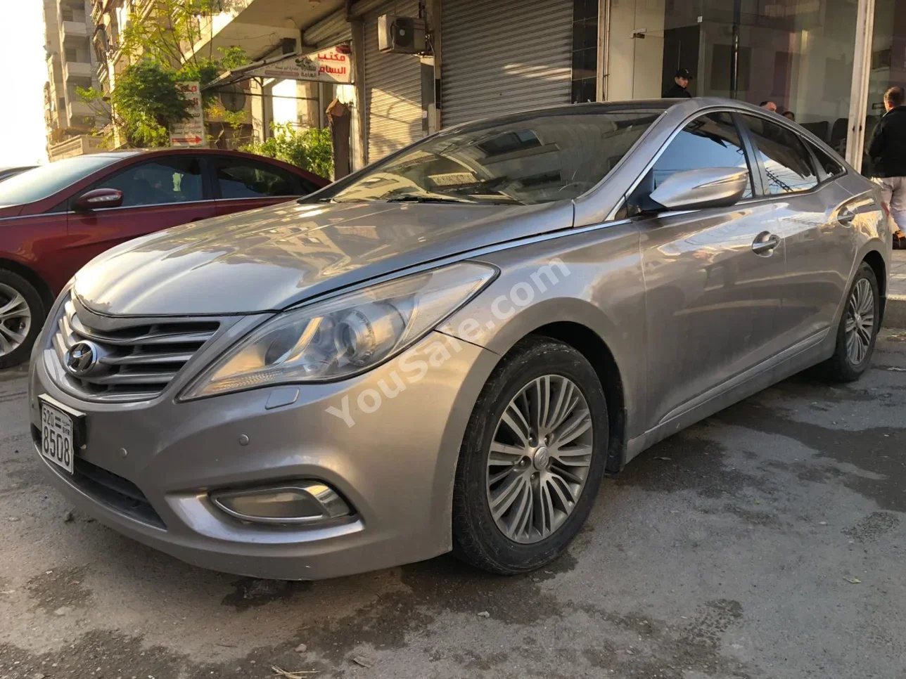 Hyundai Azera 2014 Automatic 132,000 km 4 Cylinder FWD Sedan Gold Gasoline