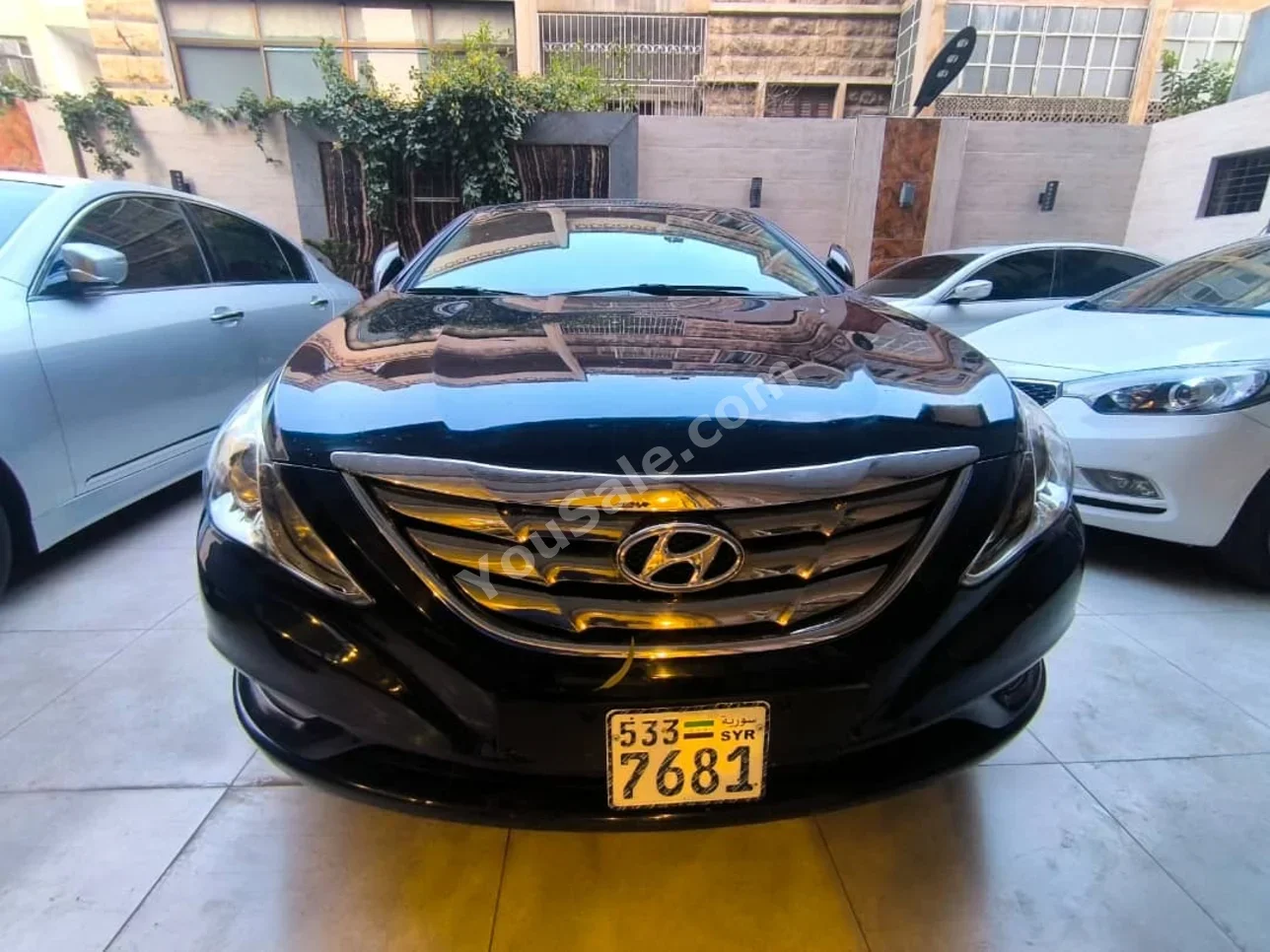 Hyundai Sonata 2012 Automatic 150,000 km 4 Cylinder FWD Sedan Black Gasoline