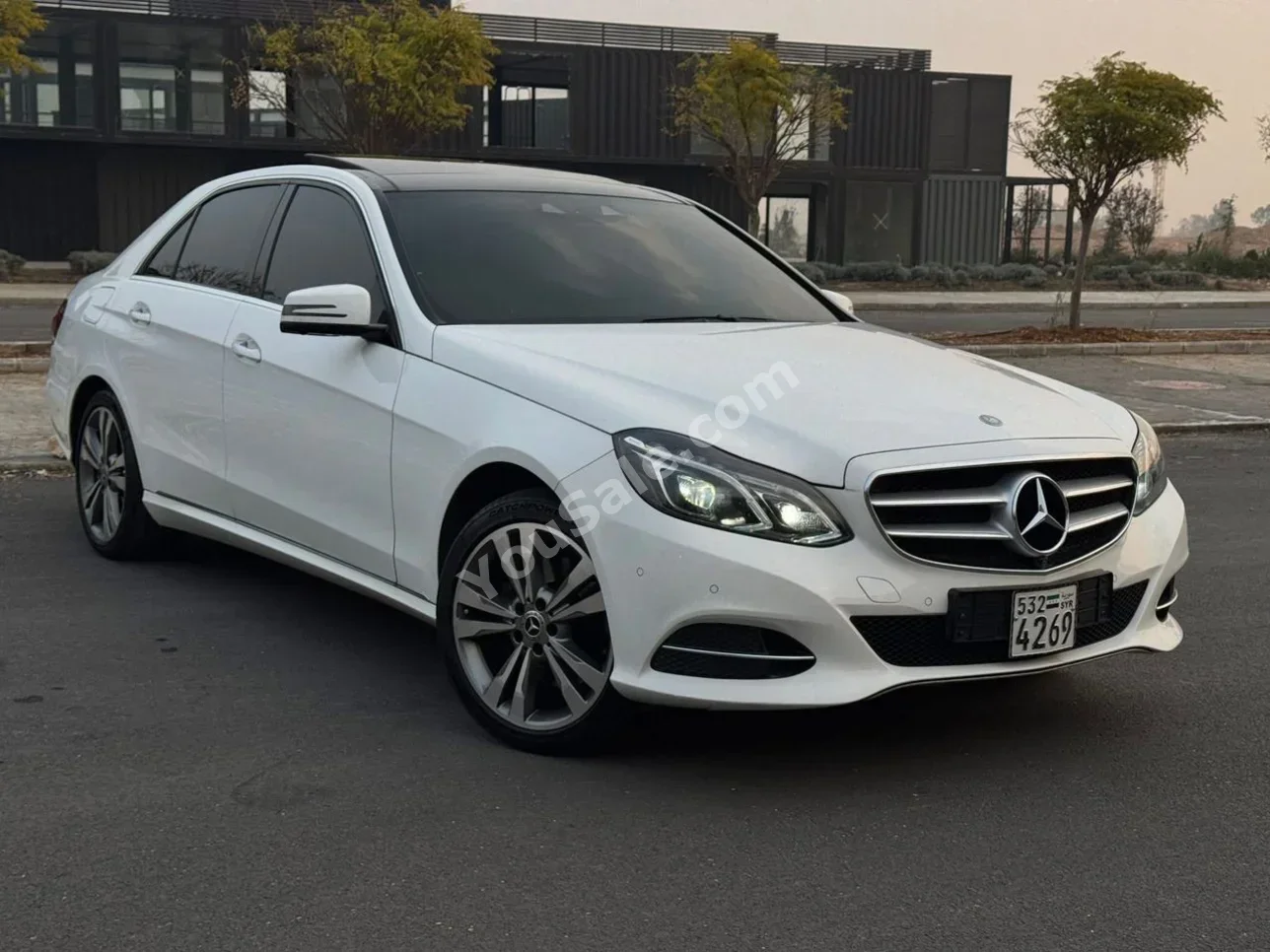 Mercedes-Benz  E-Class  300  2016  Automatic  152,000 km  6 Cylinder  RWD  Sedan  White  Gasoline