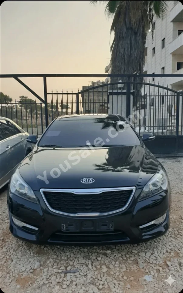 Kia  K7  2012  Automatic  169,000 km  4 Cylinder  FWD  Sedan  Black  Gasoline