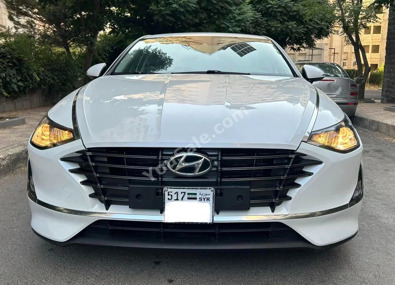 Hyundai Sonata 2020 Automatic 128,000 km 4 Cylinder FWD Sedan White Gasoline