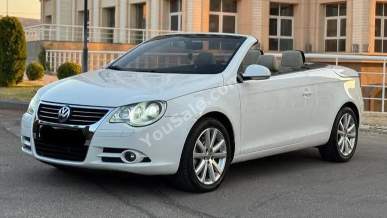 Volkswagen  Eos  2007  Automatic  110,000 km  4 Cylinder  FWD  Coupe / Sport  White  Gasoline