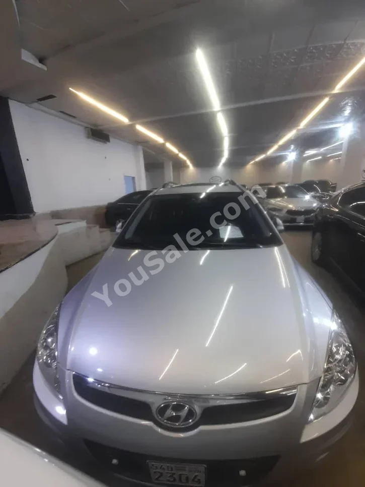 Hyundai I 30 2010 Automatic 56,000 km 4 Cylinder FWD Hatchback Silver Gasoline