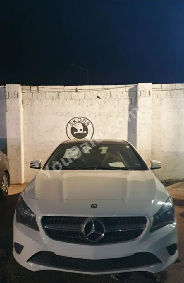 Mercedes-Benz  CLA-Class  250  2015  Automatic  113,000 km  6 Cylinder  4WD  Sedan  White  Gasoline